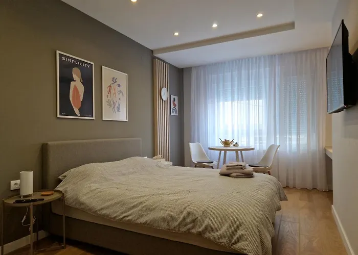 Pronto & Pronto 아파트 쿠르셰바츠